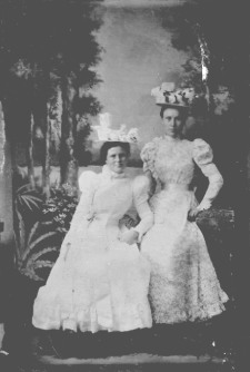 Annie & Adda Fasold - ca. 1900