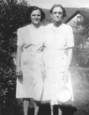 Lucy Brimble w/ mother-in-law, Leah Willing Brimble